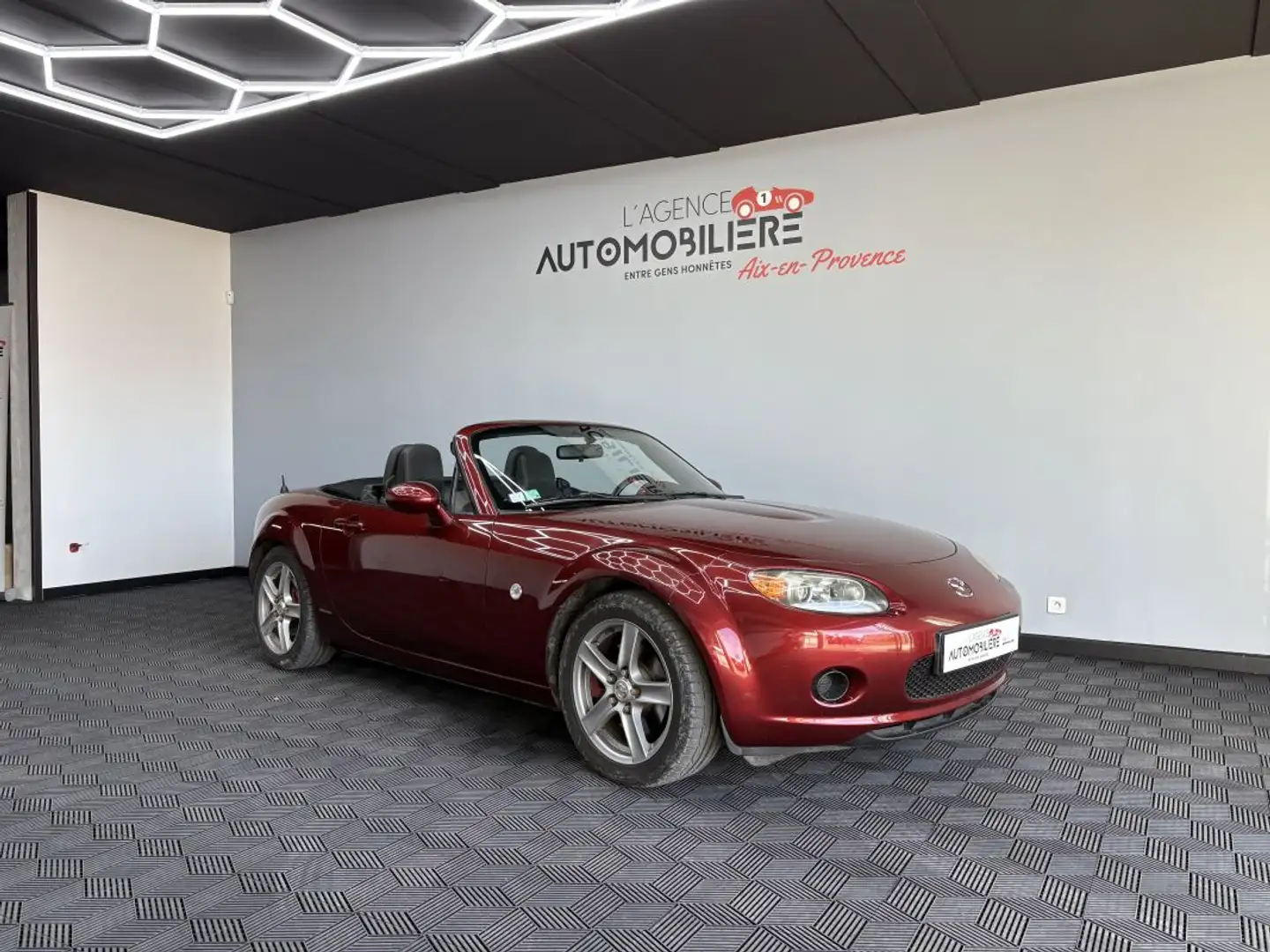 Mazda MX-5 1.8 127 ch - Elegance Cuir Or - 1