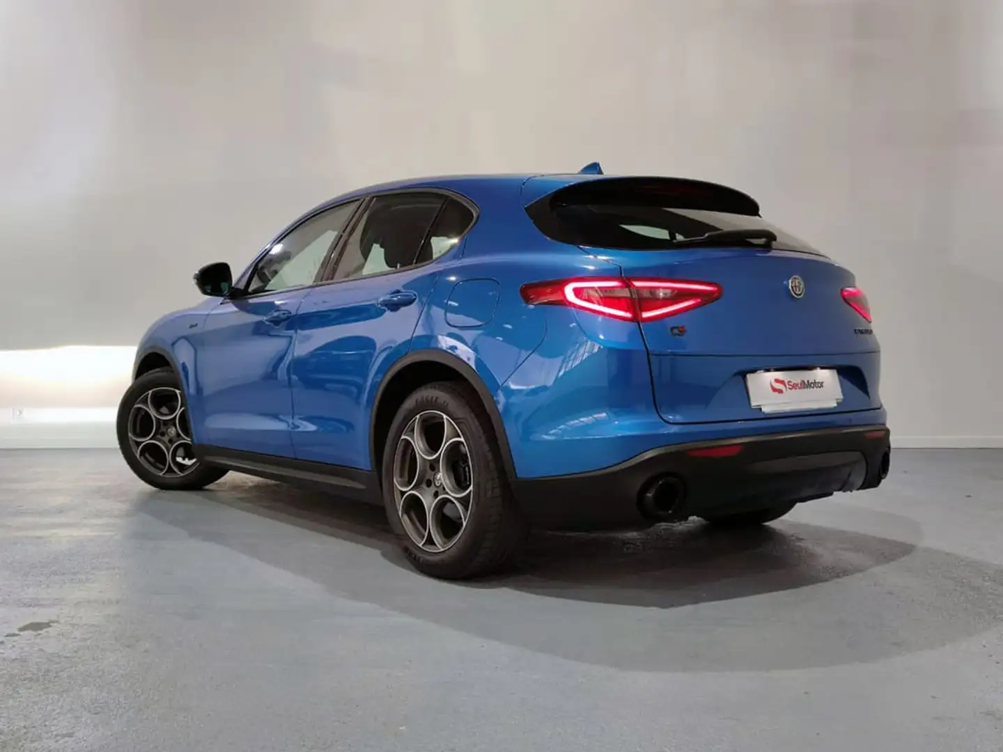 Alfa Romeo Stelvio 2.2 Sprint AWD 190 Aut. Azul - 2