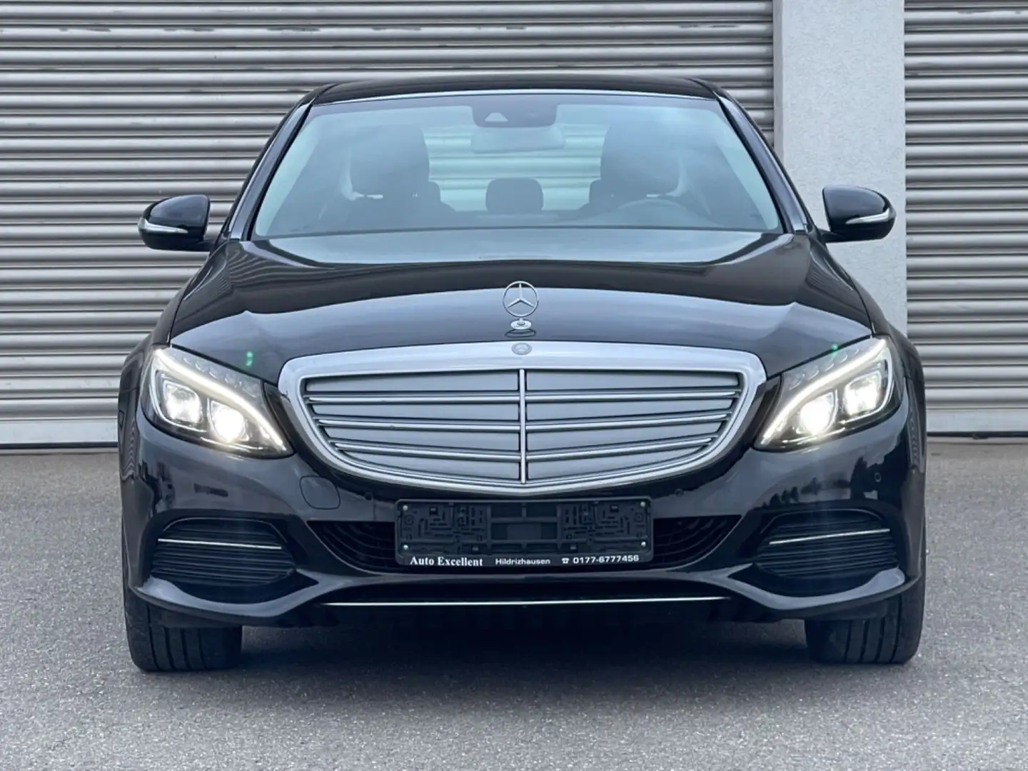 Mercedes-Benz C 250 d Lim.°EXCLUSIVE°NAVI°LED°AHK°SPUR A.°PDC° Fekete - 2