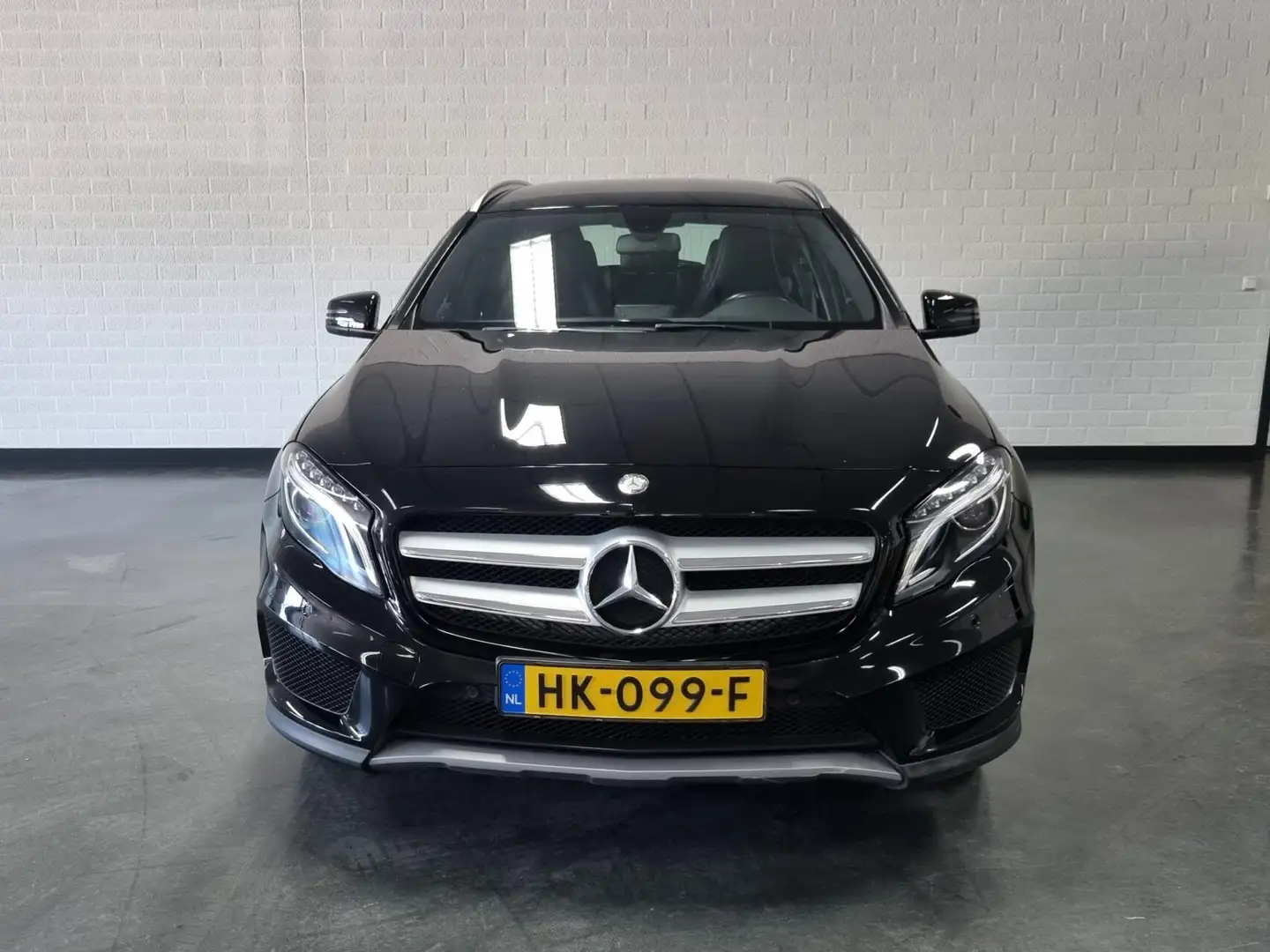 Mercedes-Benz GLA 200 Prestige AMG Pack / 19 inch / Automaat Noir - 2