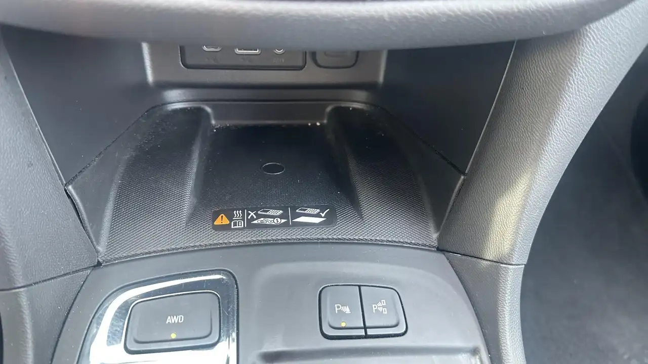 Chevrolet Equinox снимка Chevrolet Equinox