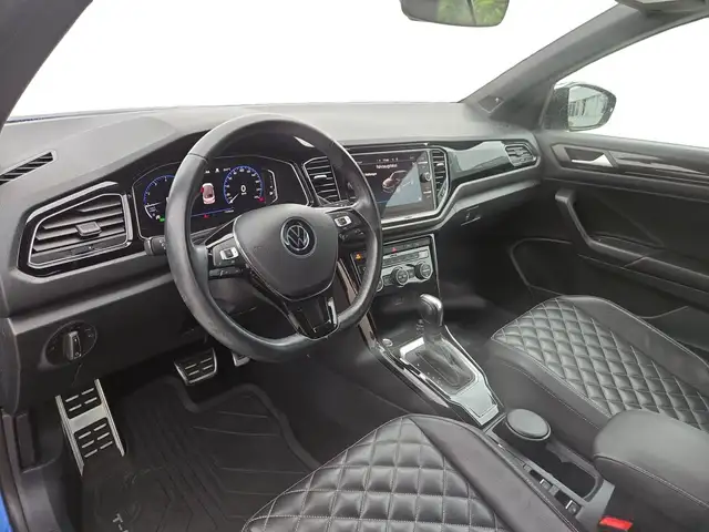 Volkswagen T-Roc view 4