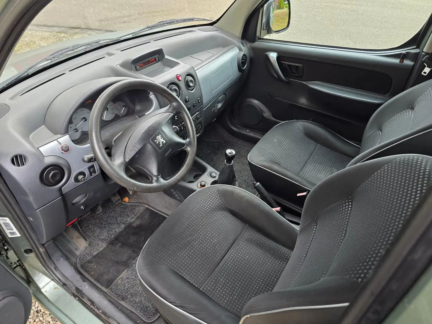 Peugeot Partner MPV 1.6-16V XT AIRCO/cruise *apk:05-2026* Groen - 2