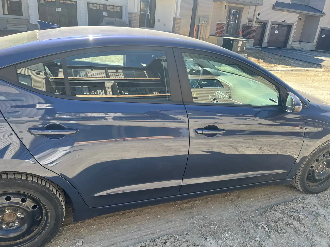 Hyundai ELANTRA снимка Hyundai ELANTRA