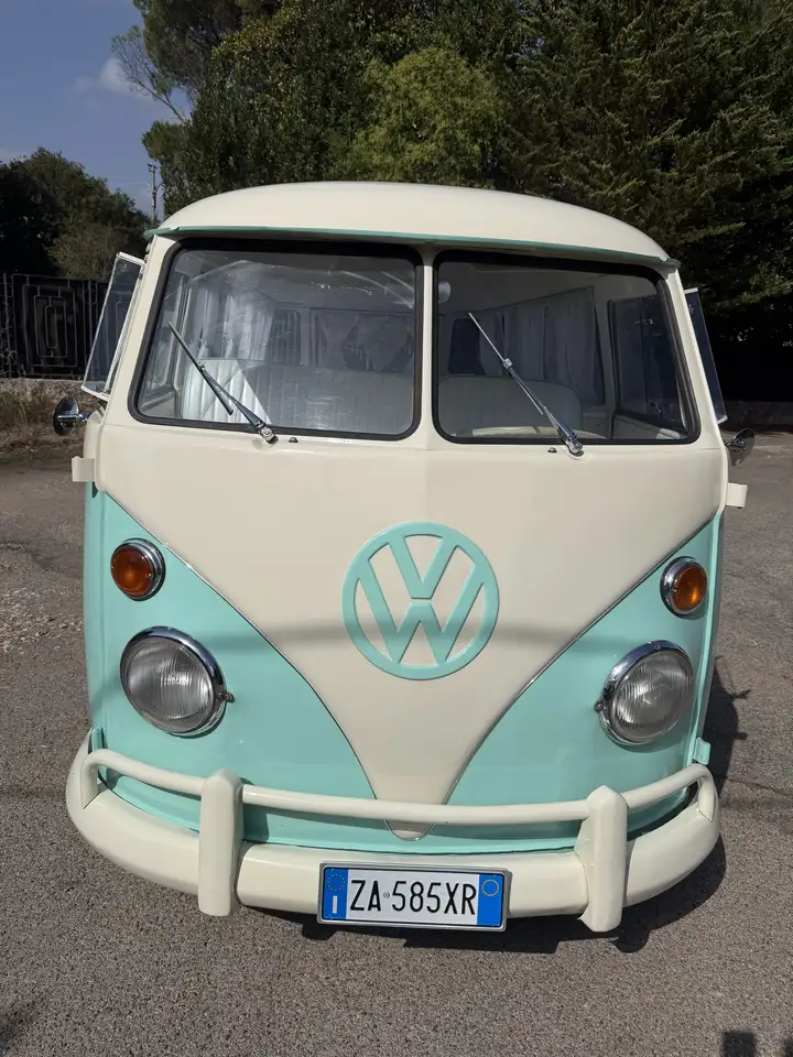 Volkswagen T1 Bus 9 Posti, foto 2