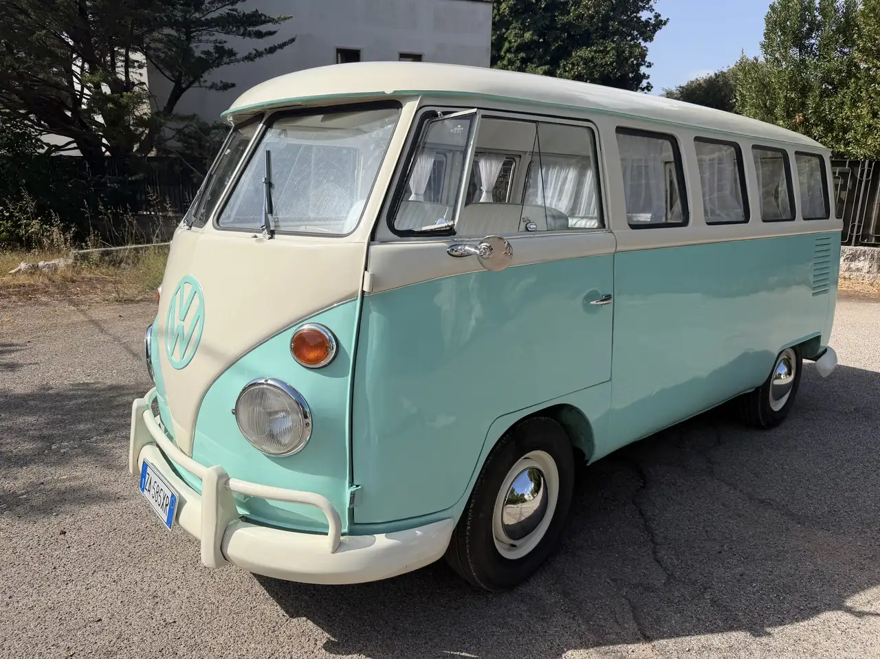 Volkswagen T1 Bus 9 Posti, foto 3