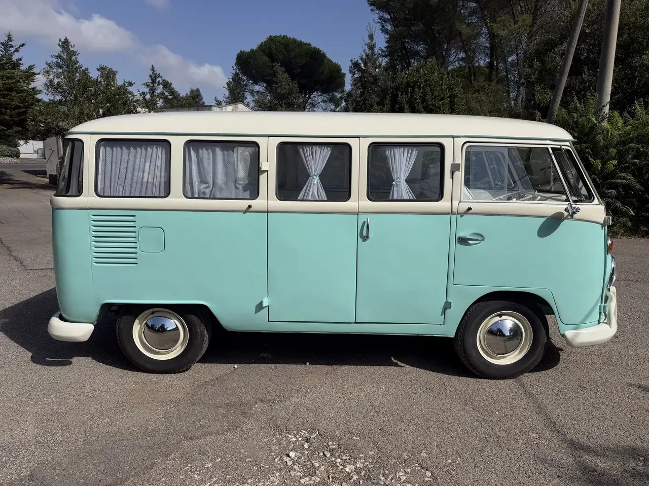 Volkswagen T1 Bus 9 Posti, foto 4