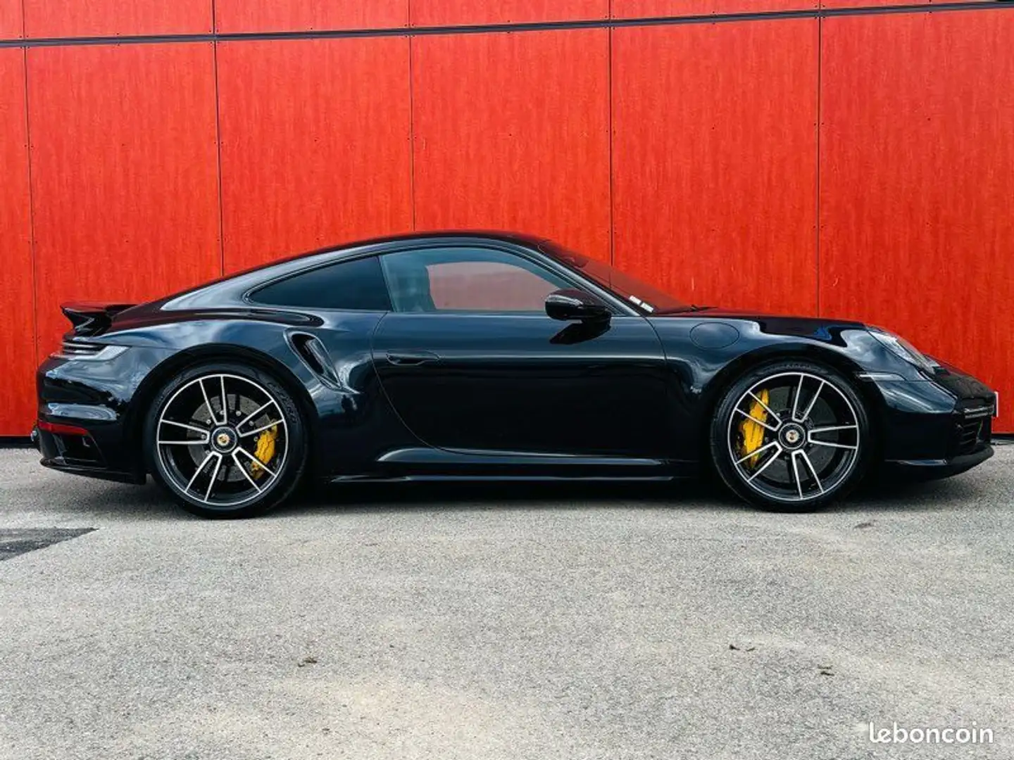 Porsche 911 992 TURBO S 650 ch Noir - 2