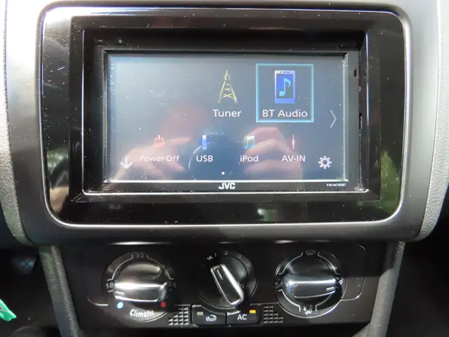 Volkswagen Polo view 13