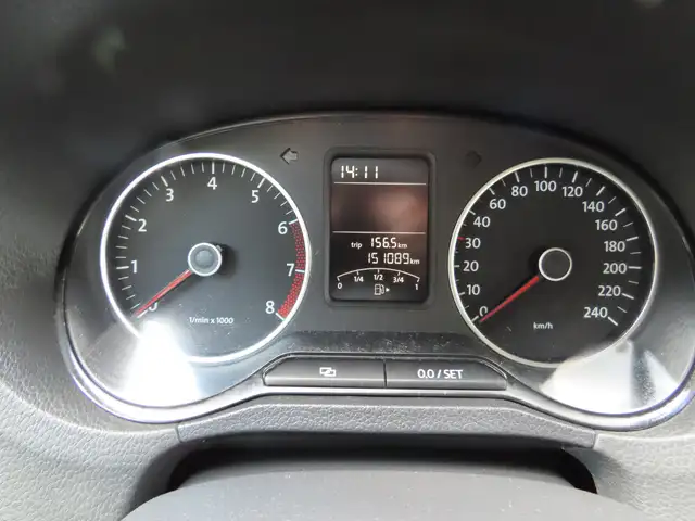Volkswagen Polo view 11