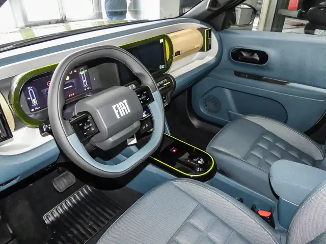 Fiat Panda view 4