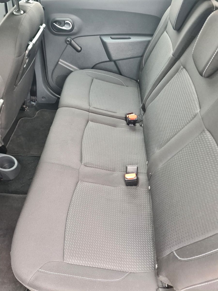 Dacia Lodgy Comfort*7.Sitz*PDC*Klima*SHZ* — photo 12