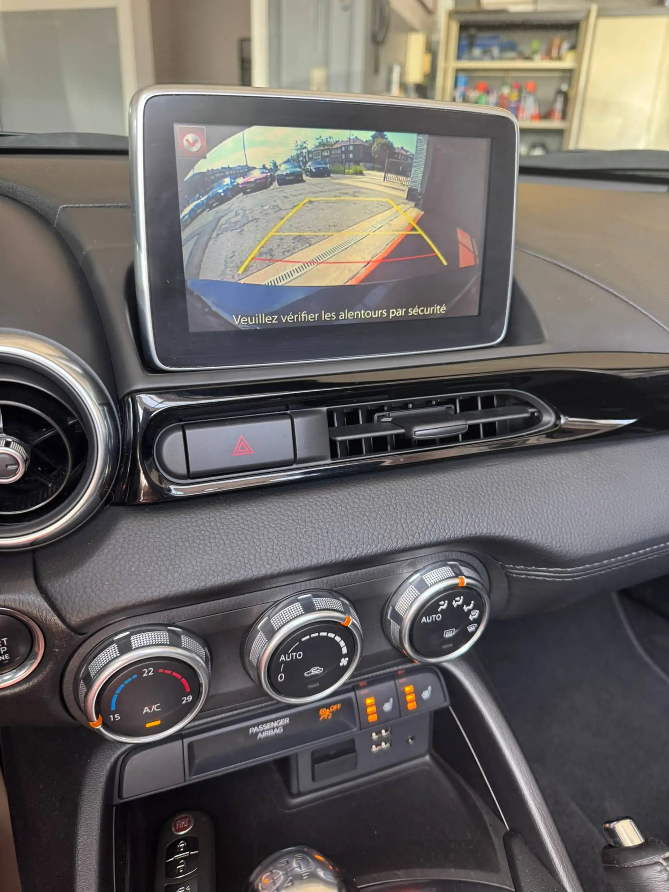 Fiat 124 Spider 124 Spider 1.4 MultiAir Turbo Lusso✅Bose ✅Cuir ✅Caméra ✅Gps ✅Dab — photo 6