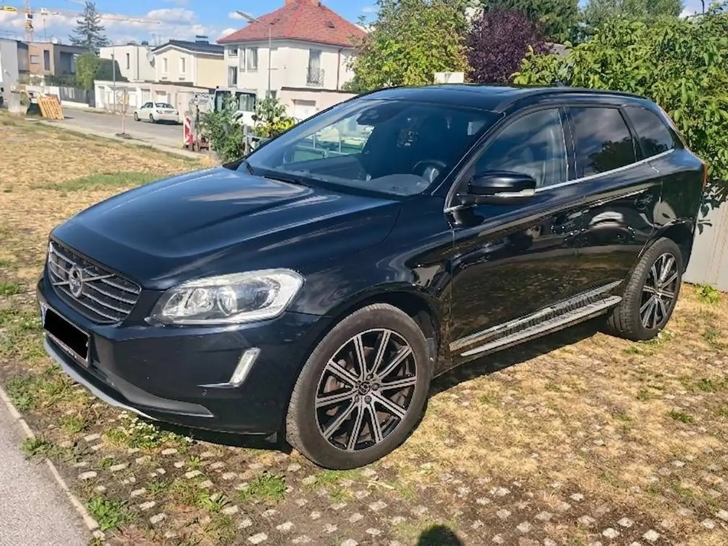 Volvo XC60 XC60 D4 AWD Summum Geartronic Summum Schwarz - 1