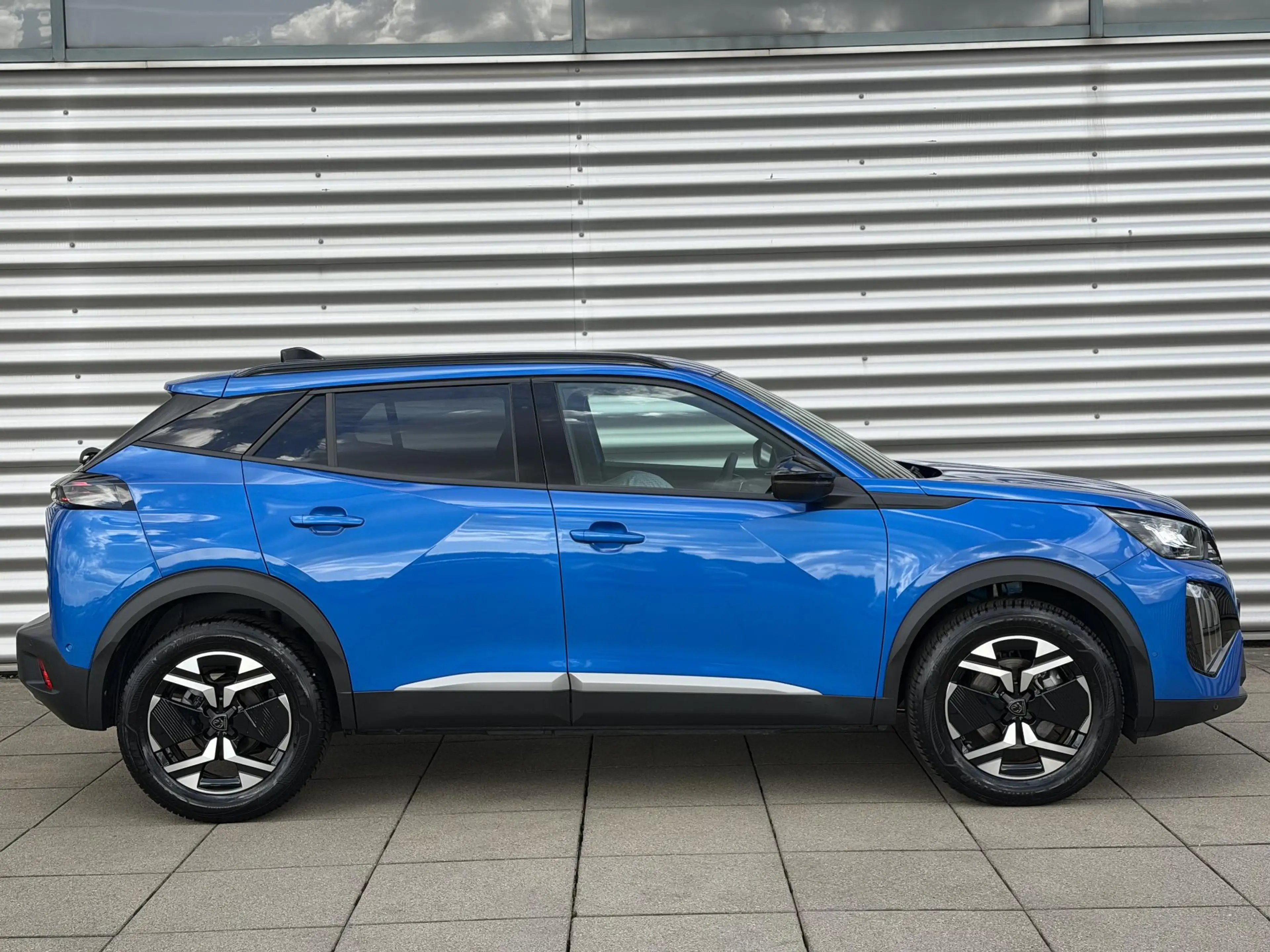 Peugeot 2008 1.2 Hybrid 136 Allure | Adaptove Cruise Control | — photo 4