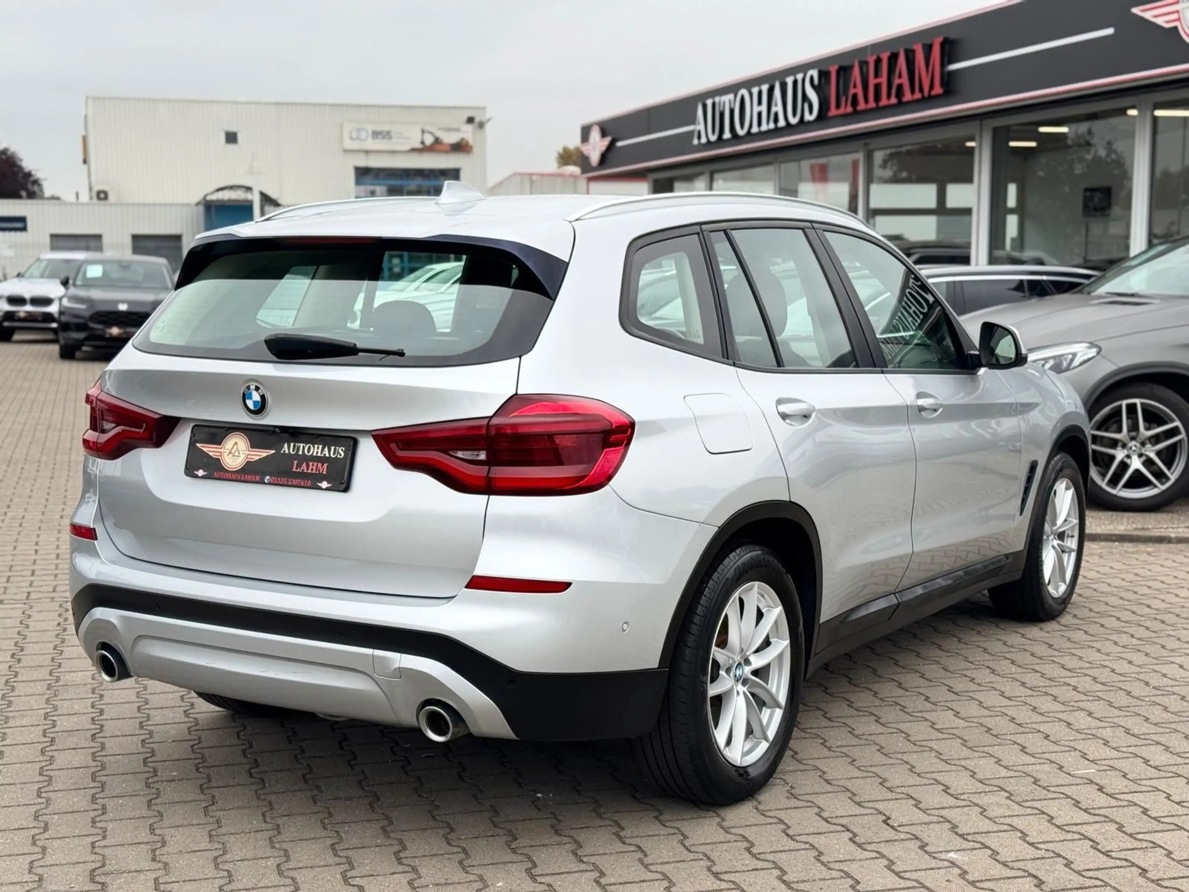 BMW X3 xDrive 20 d"LED"ACC"KAMERA"NAVI"AHK"SPUR ASS. — photo 5