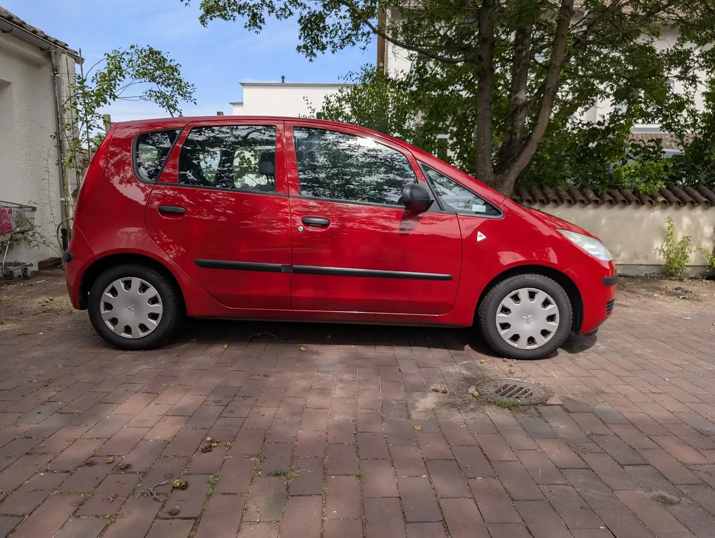 Mitsubishi Colt 1.1 Inform Kırmızı - 1