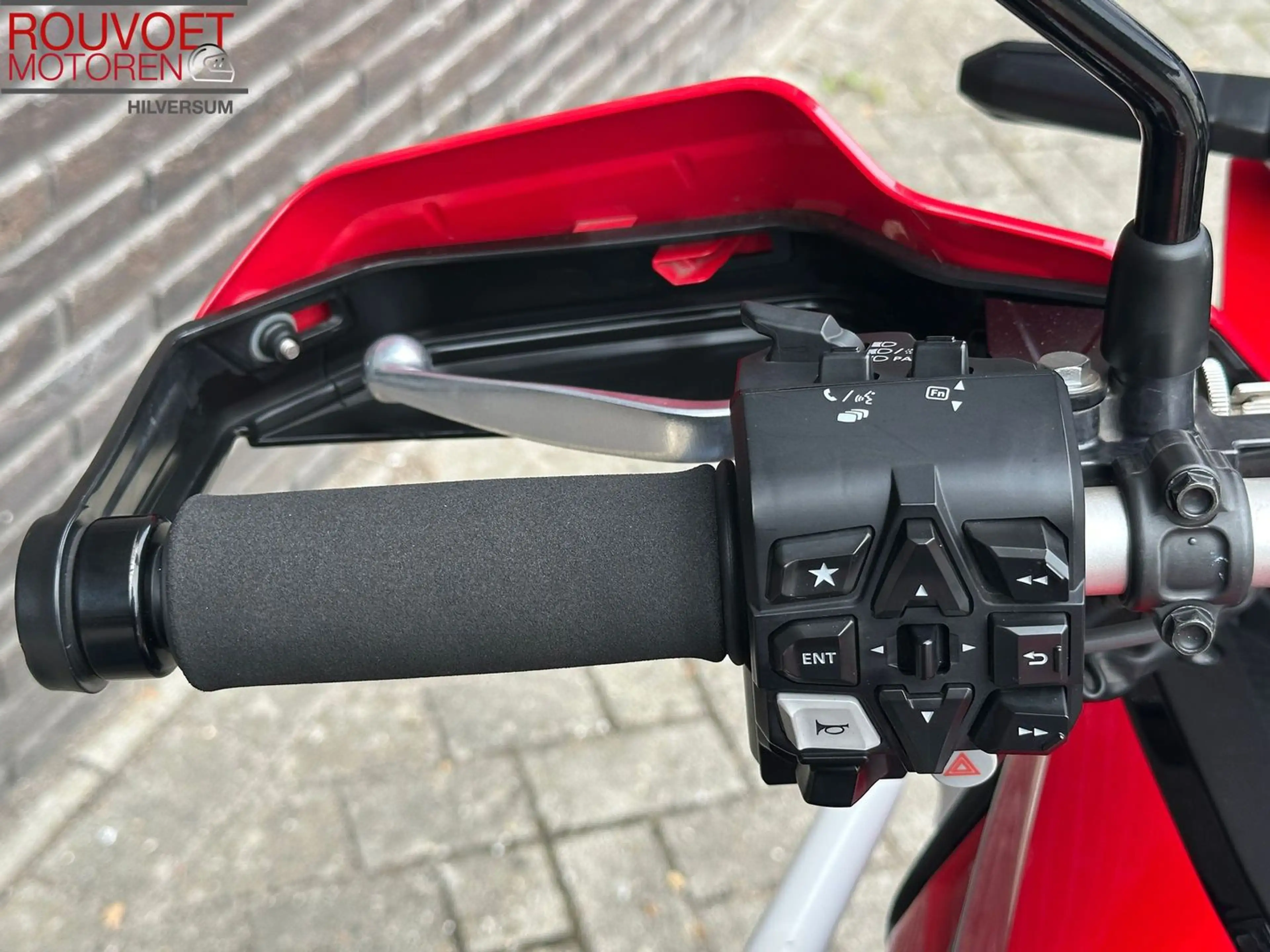 Honda CRF 1100 L AFRICA TWIN — photo 8