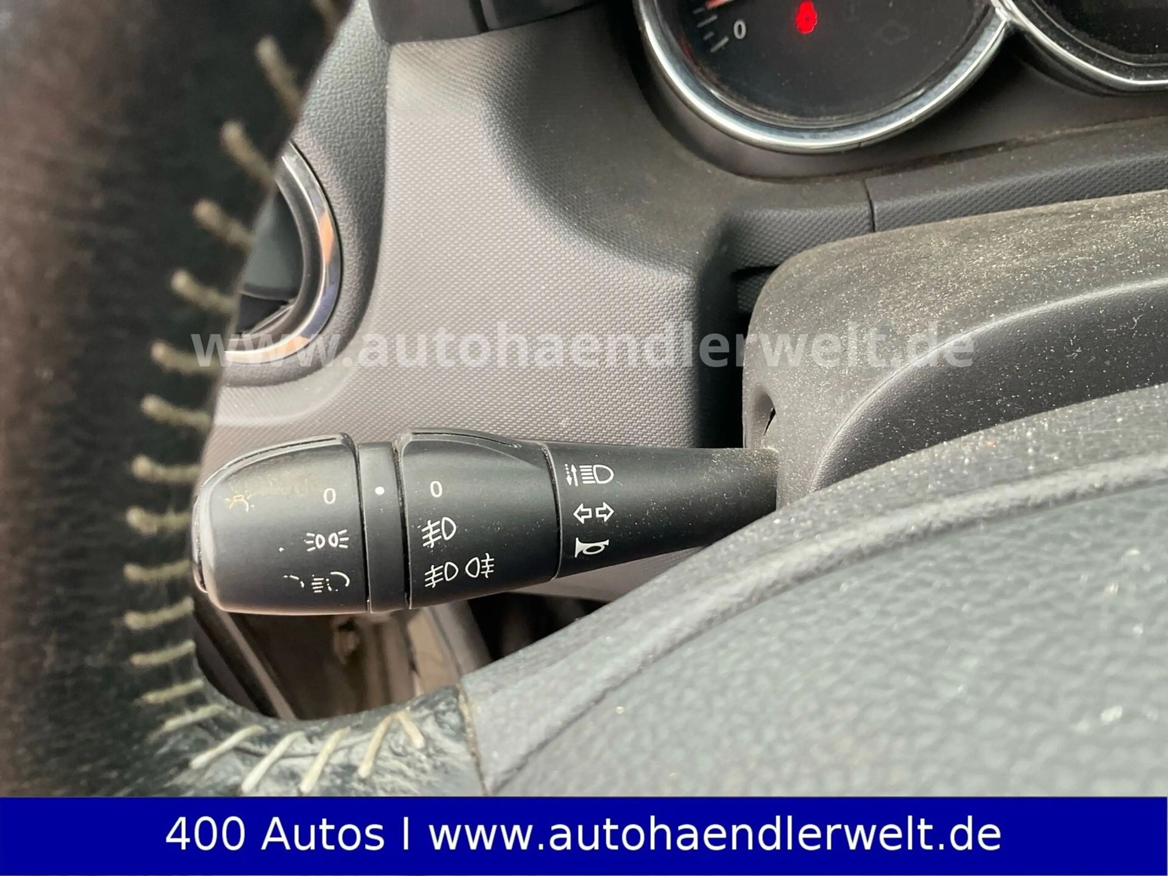Dacia Duster 1.5 Prestige 4x4 — photo 15
