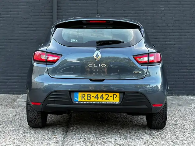 Renault Clio view 6