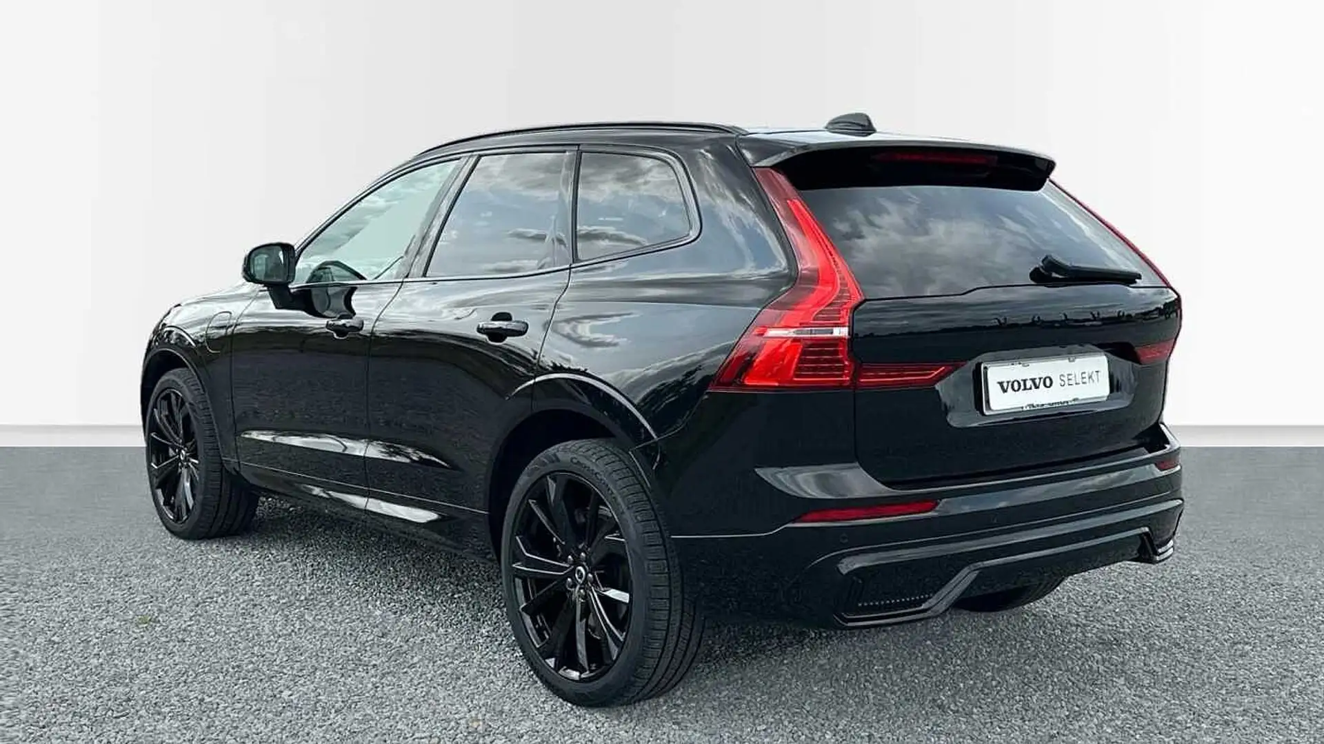 Volvo XC60 T6 AWD Plug-in hybrid | Black Edition Plus Negro - 2