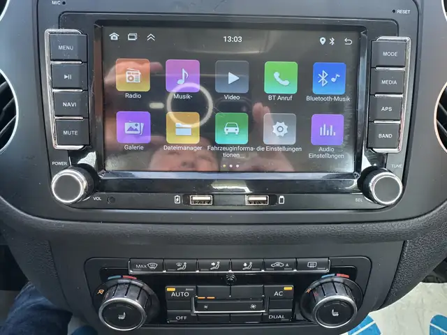 Volkswagen Golf Plus view 9