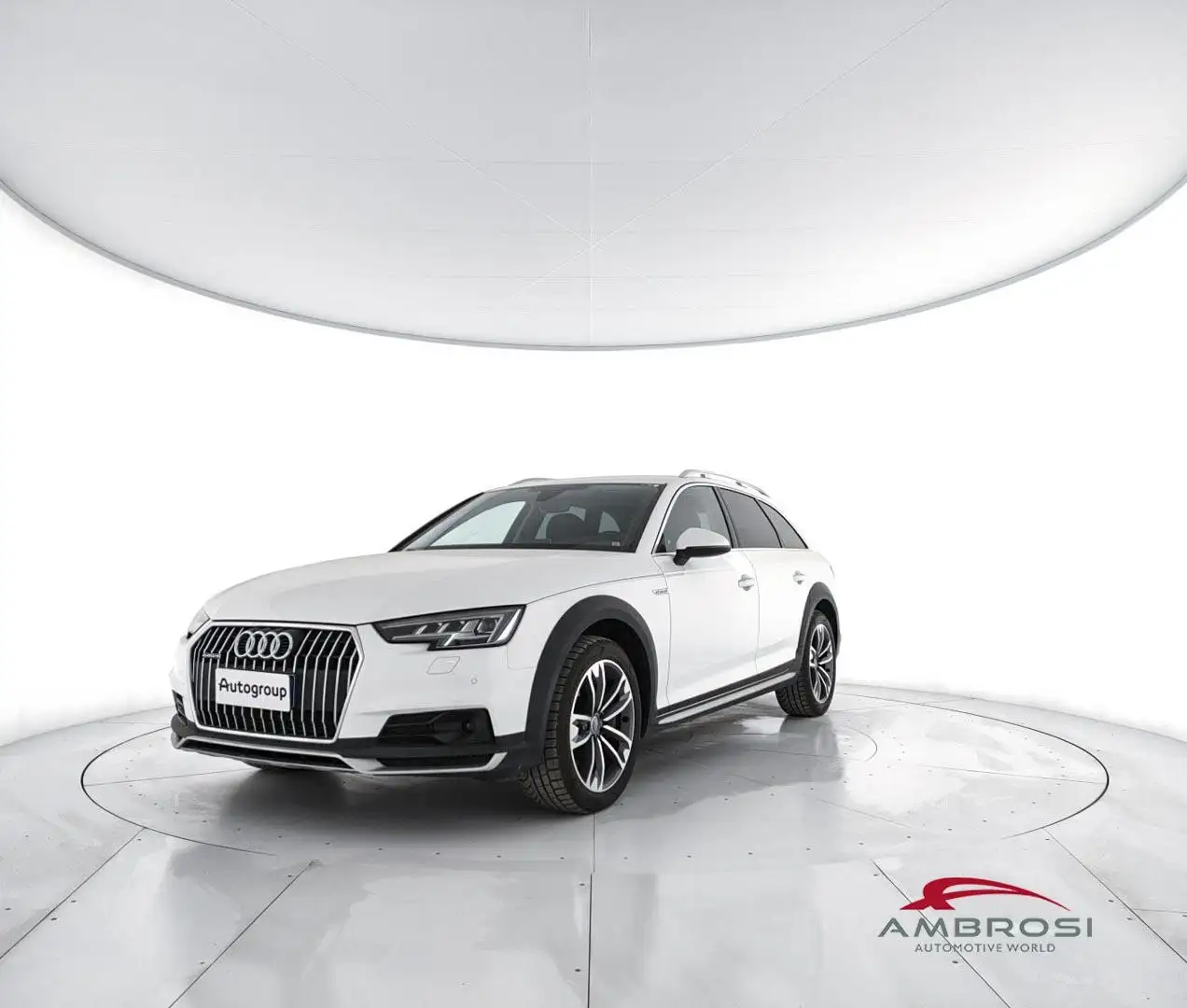 Audi A4 allroad 2.0 TFSI 252 CV S tronic Business Evolution Blanc - 1