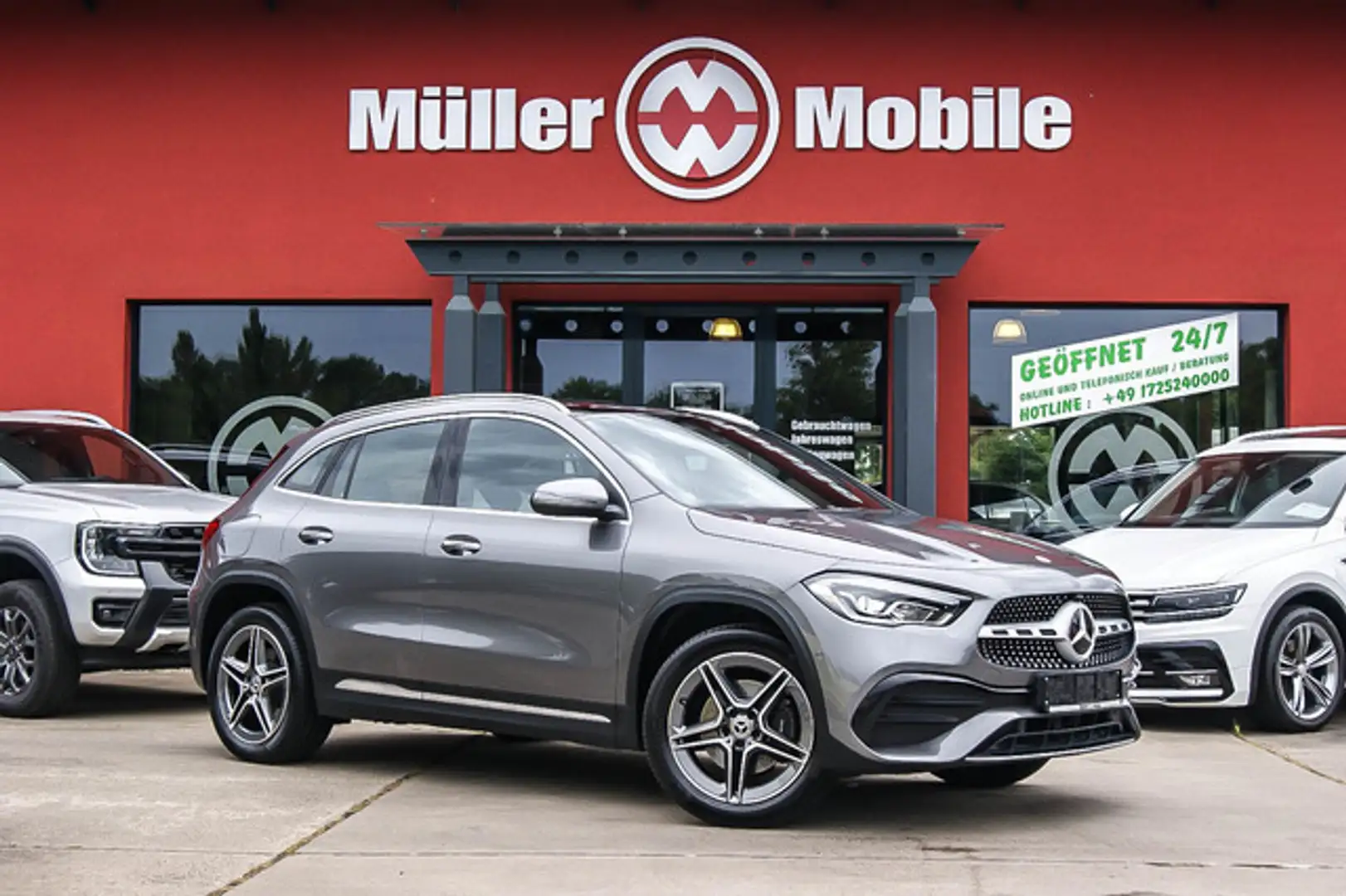 Mercedes-Benz GLA 250 e AMG MBUX PANORAMA LEDER ANHZV Grigio - 1