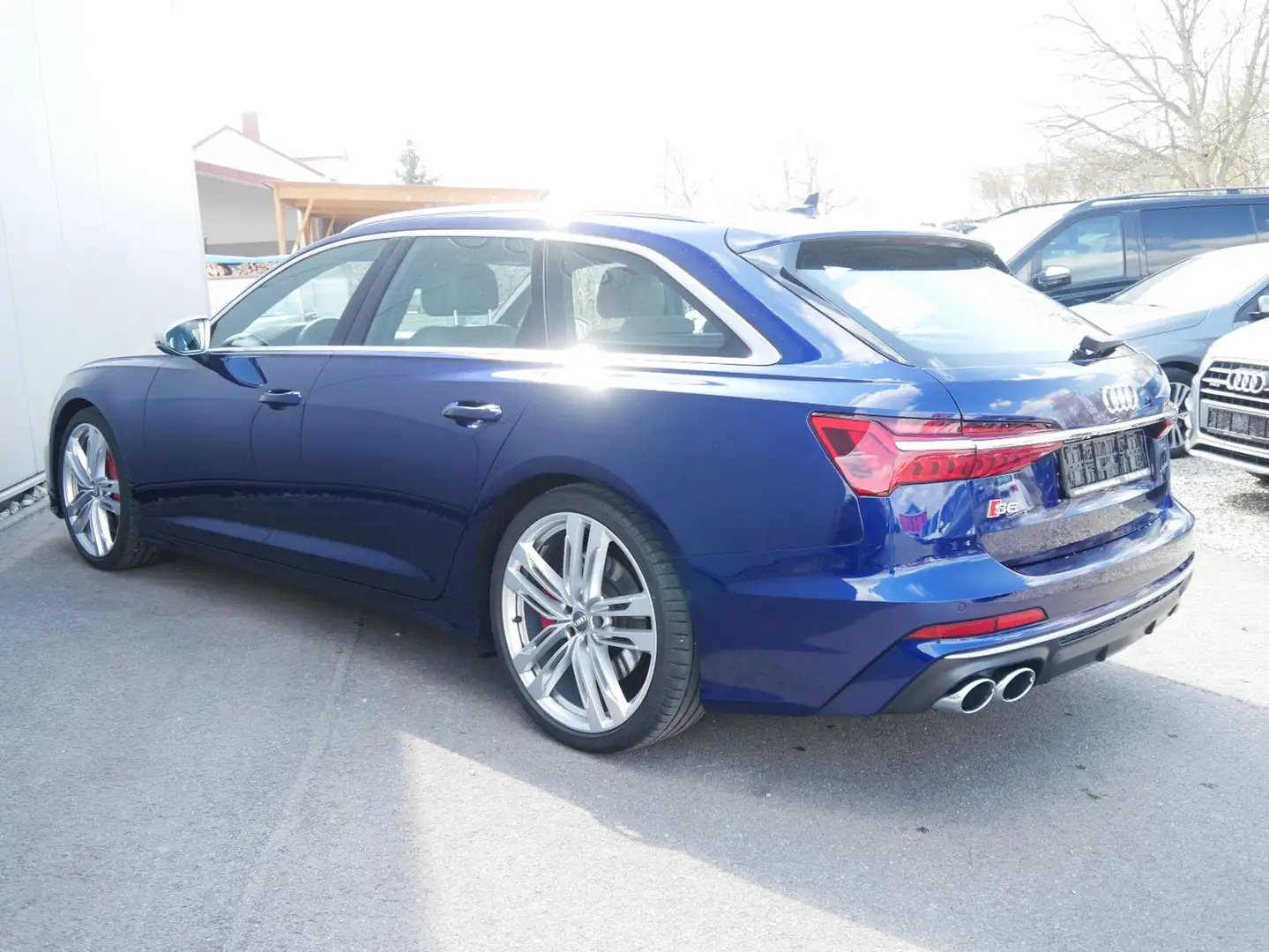 Audi S6 Avant 3.0 TDI Quattro MATRIX/PANO/STHZ/AHK Blau - 2
