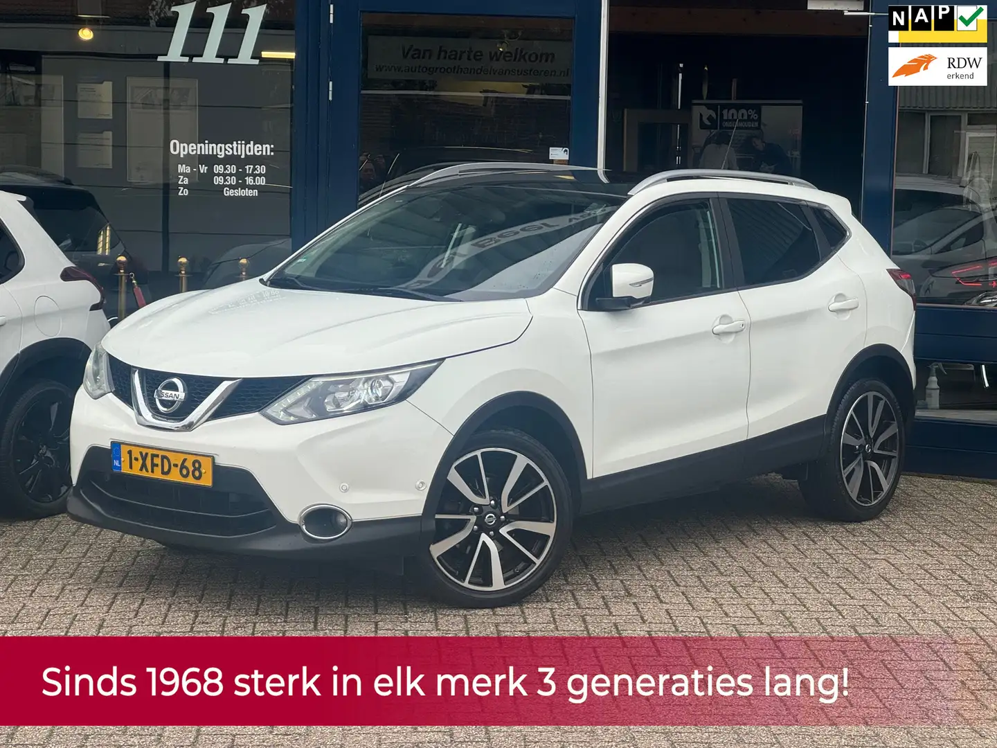 Nissan Qashqai 1.2 Tekna! NL AUTO NAP! Pano l Leder l Camera 360 Beyaz - 1