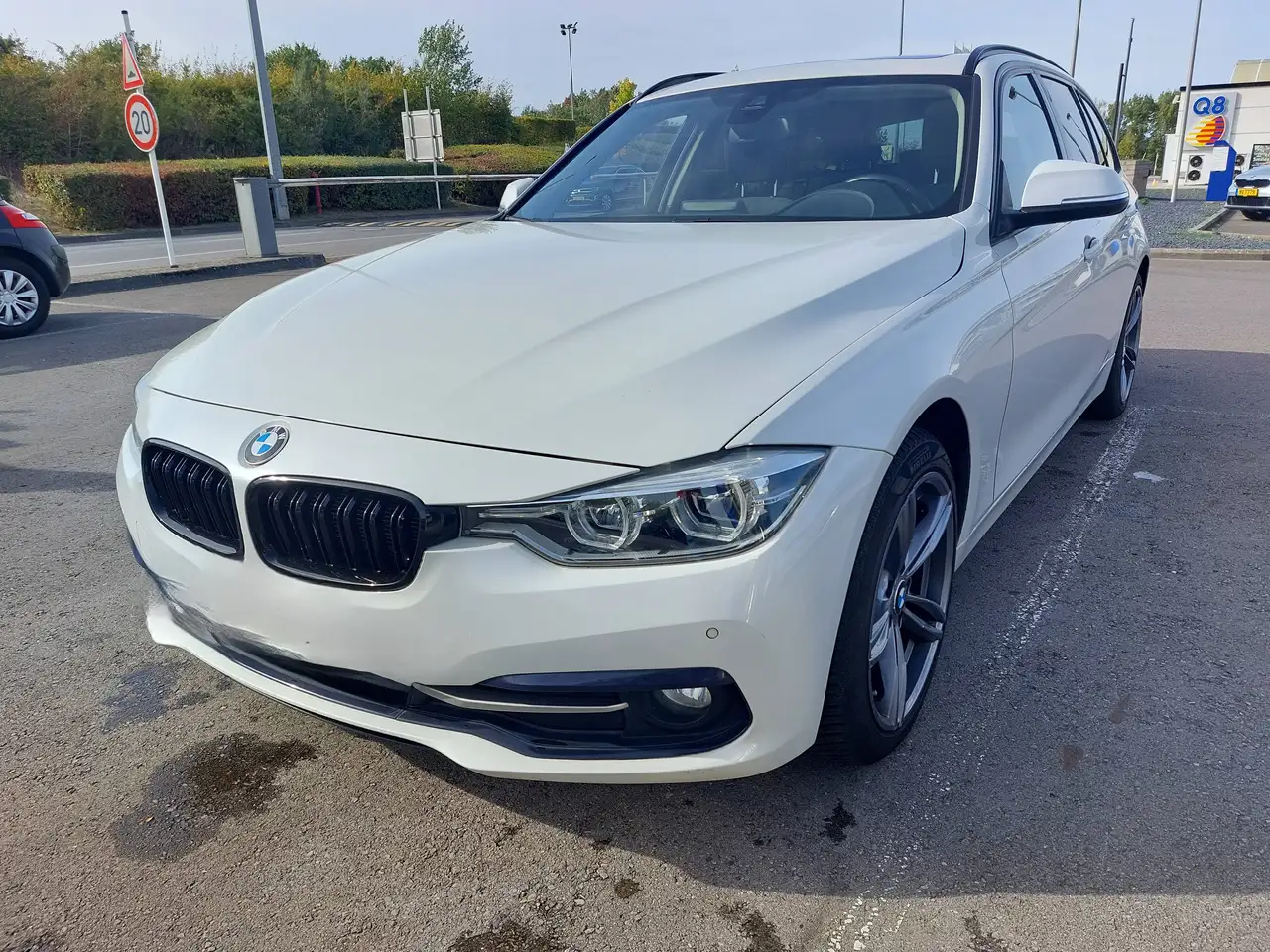BMW 320