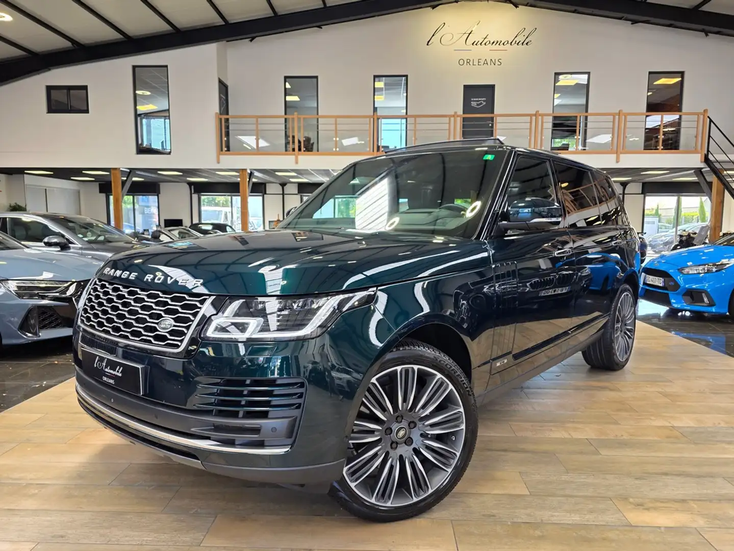 Land Rover Range Rover IV PHASE 2 5.0 V8 525 AUTOBIOGRAPHY LWB / DVD A Vert - 1