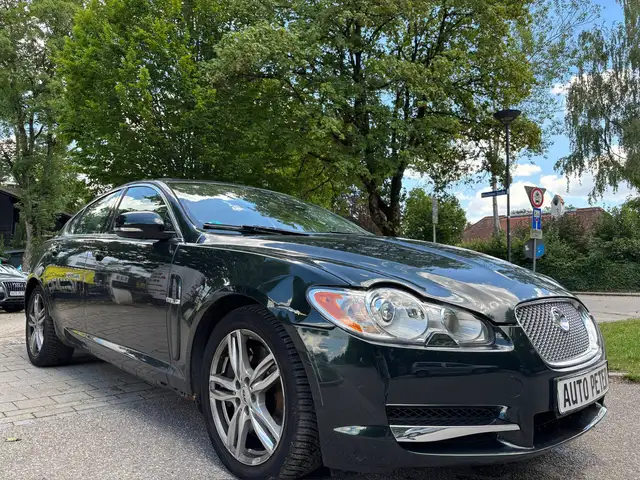 Jaguar XF view 7