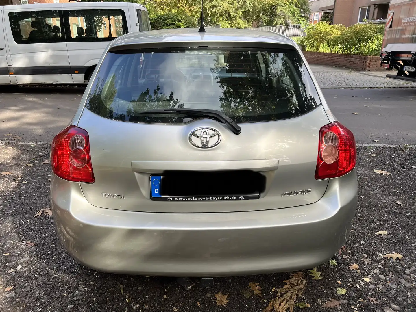 Toyota Auris Sol Grau - 2