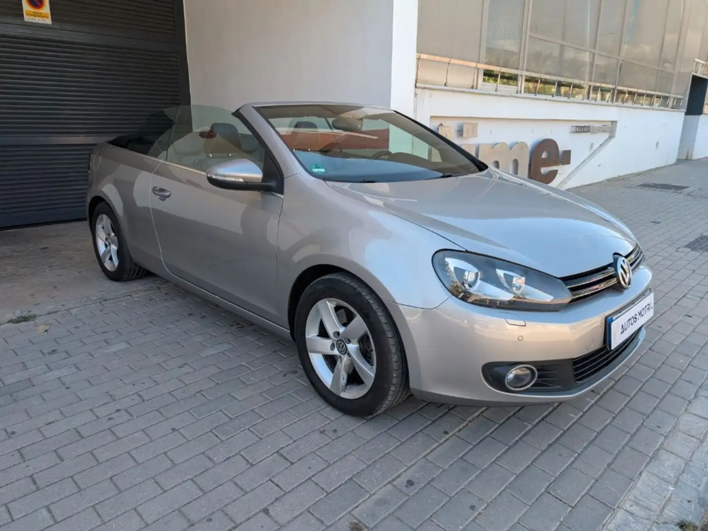 Volkswagen Golf Cabrio 2.0TDI CR BMT DSG Argent - 2