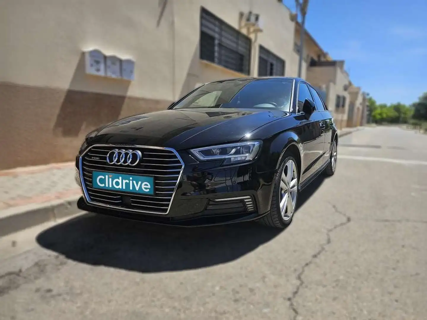 Audi A3 Sportback 40 e-tron Design S tronic Negro - 2