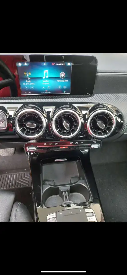 Mercedes-Benz A 180