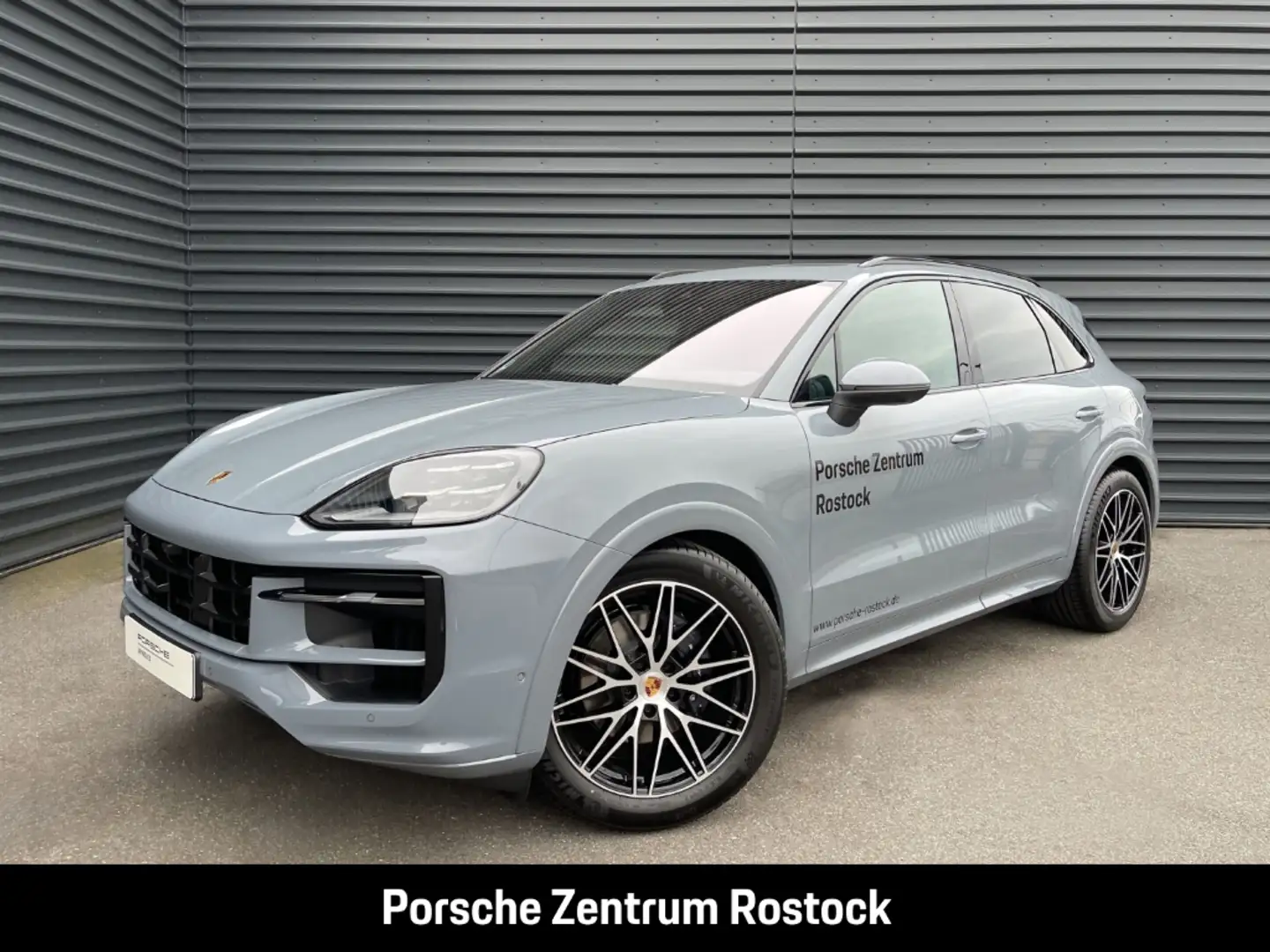 Porsche Cayenne BOSE Surround-View InnoDrive LED-Matrix Grau - 1