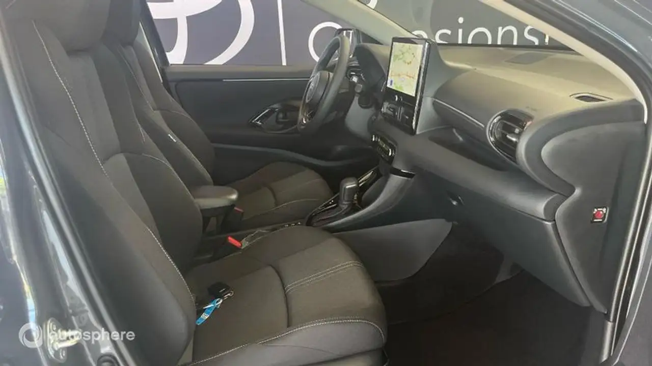 Toyota Yaris Yaris — photo 15