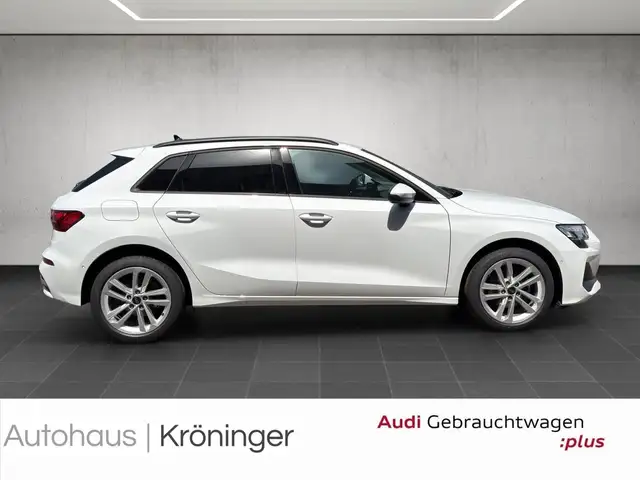 Audi A3 view 4