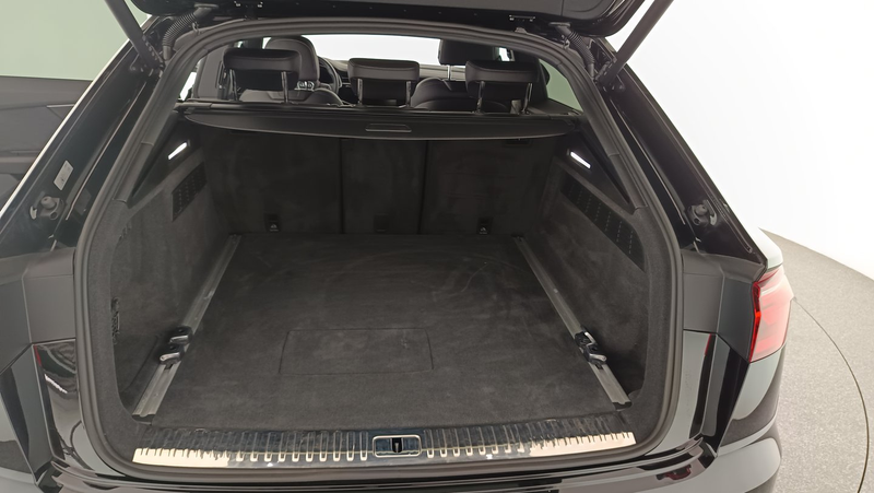 Audi Q8 e-hybrid quattro 290 kW — photo 7