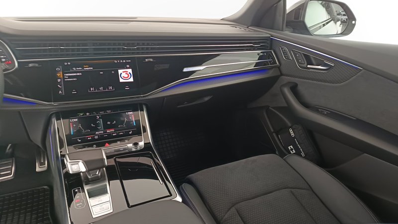 Audi Q8 e-hybrid quattro 290 kW — photo 13