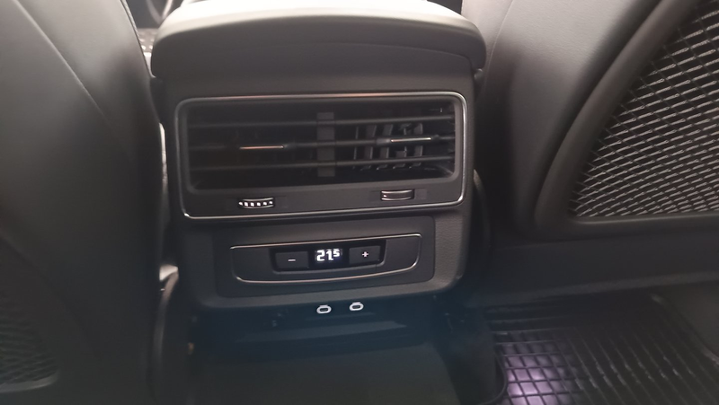 Audi Q8 e-hybrid quattro 290 kW — photo 24