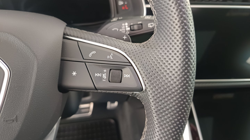 Audi Q8 e-hybrid quattro 290 kW — photo 16
