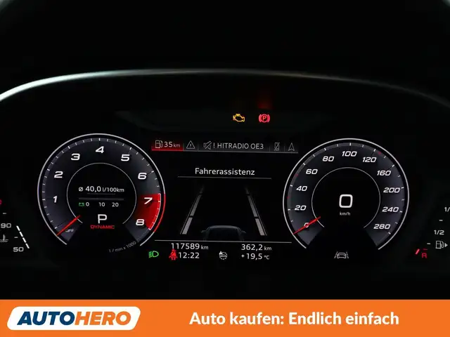 Audi Q3 view 20