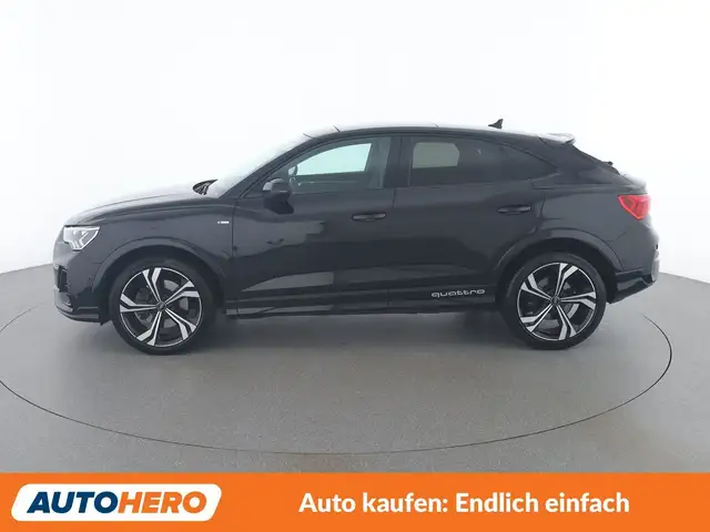 Audi Q3 view 3