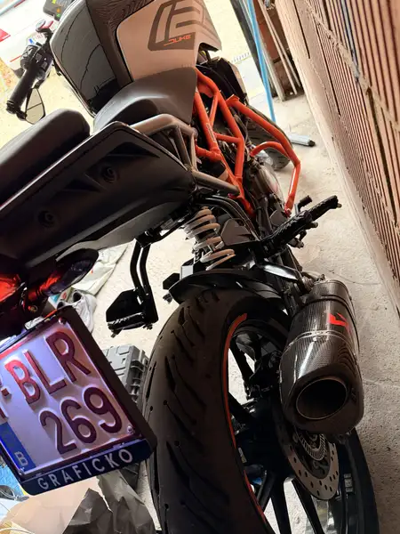 KTM 125 Duke - foto 5