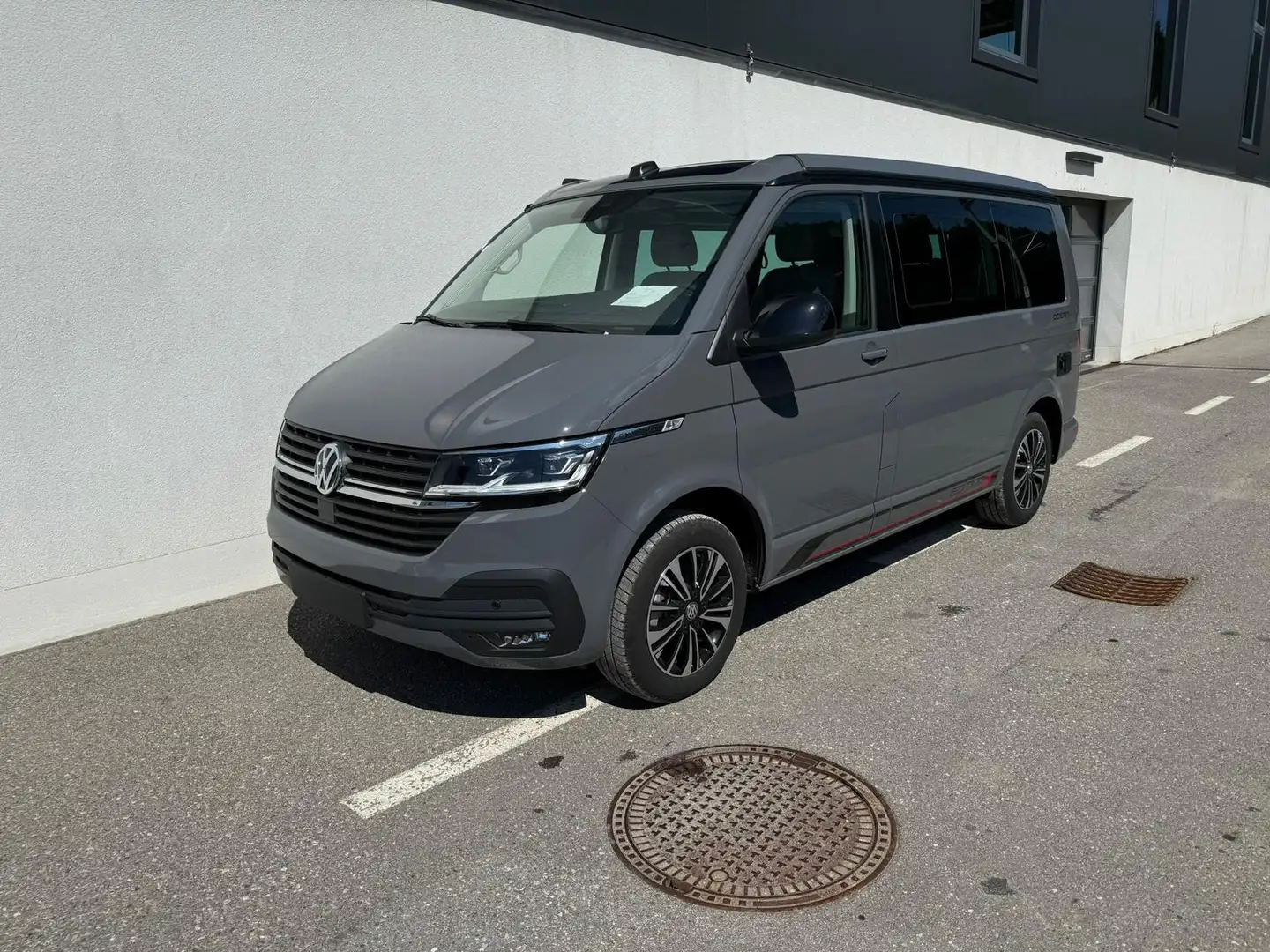 Volkswagen T6.1 California 2.0 TDI Ocean Edition DSG ACC Kamera Grau - 2