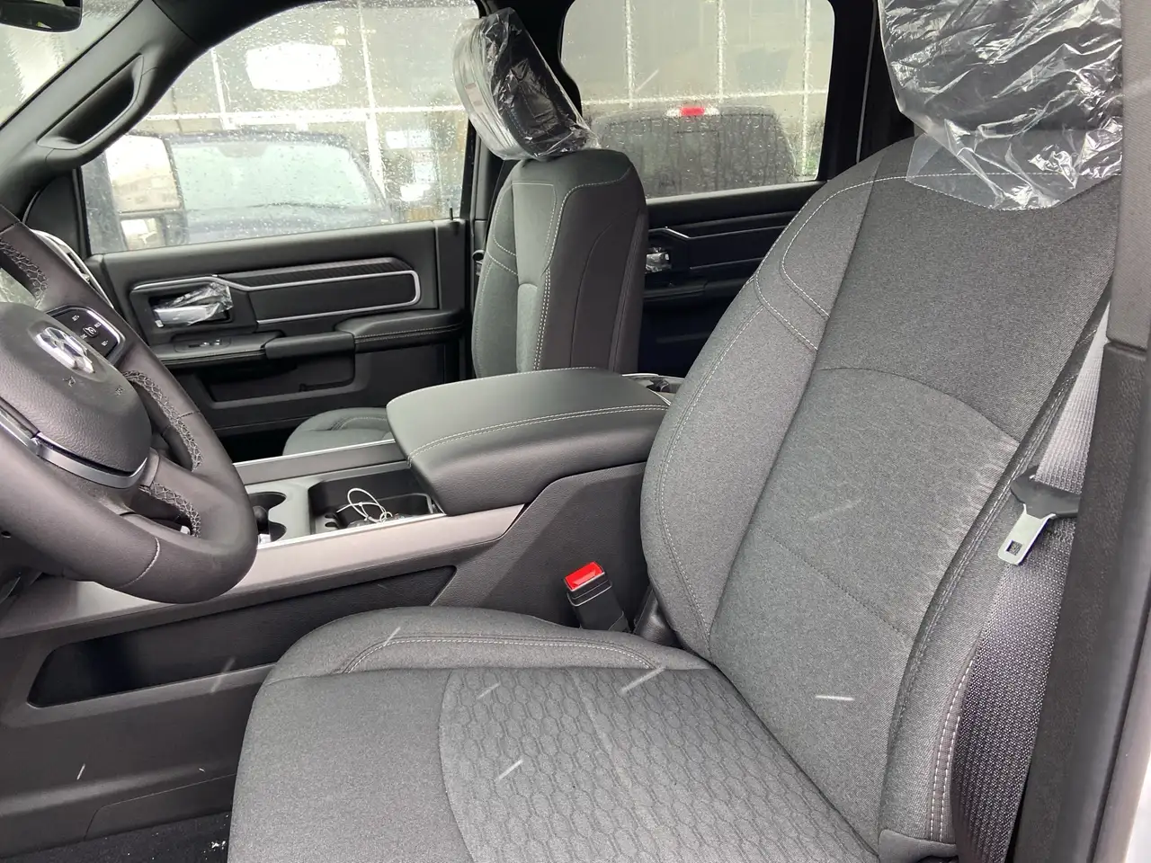 RAM 3500 снимка RAM 3500