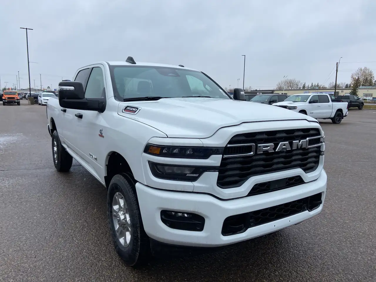 RAM 3500 снимка RAM 3500